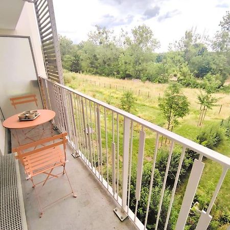 Au Calme Sur Le Canal Et Proche Disney Vaires-sur-Marne Exterior foto